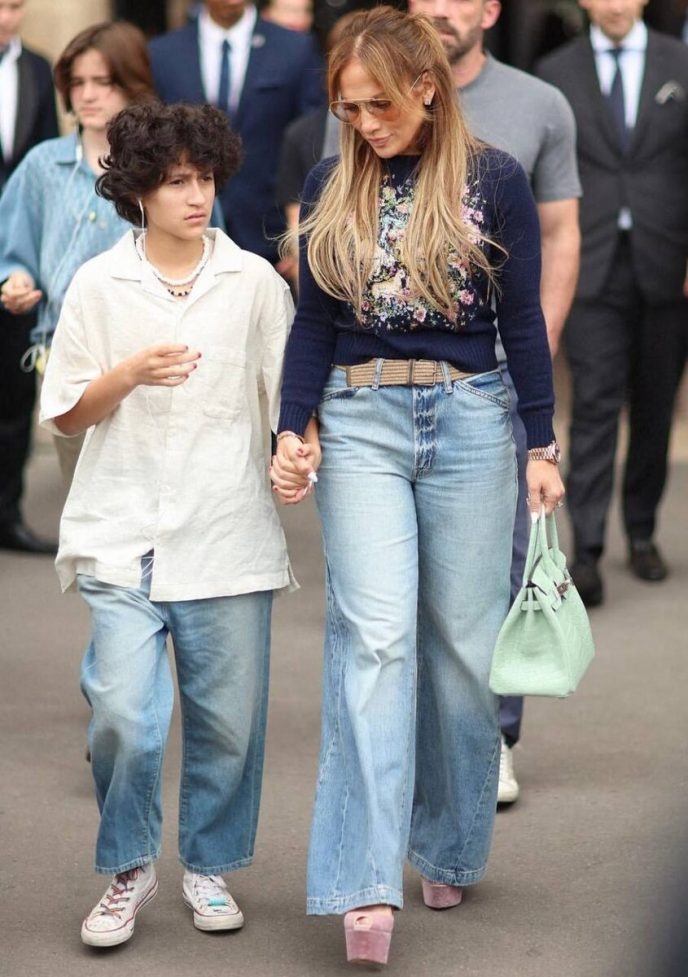 Jennifer Lopez unterstützt ihre Tochter Emma